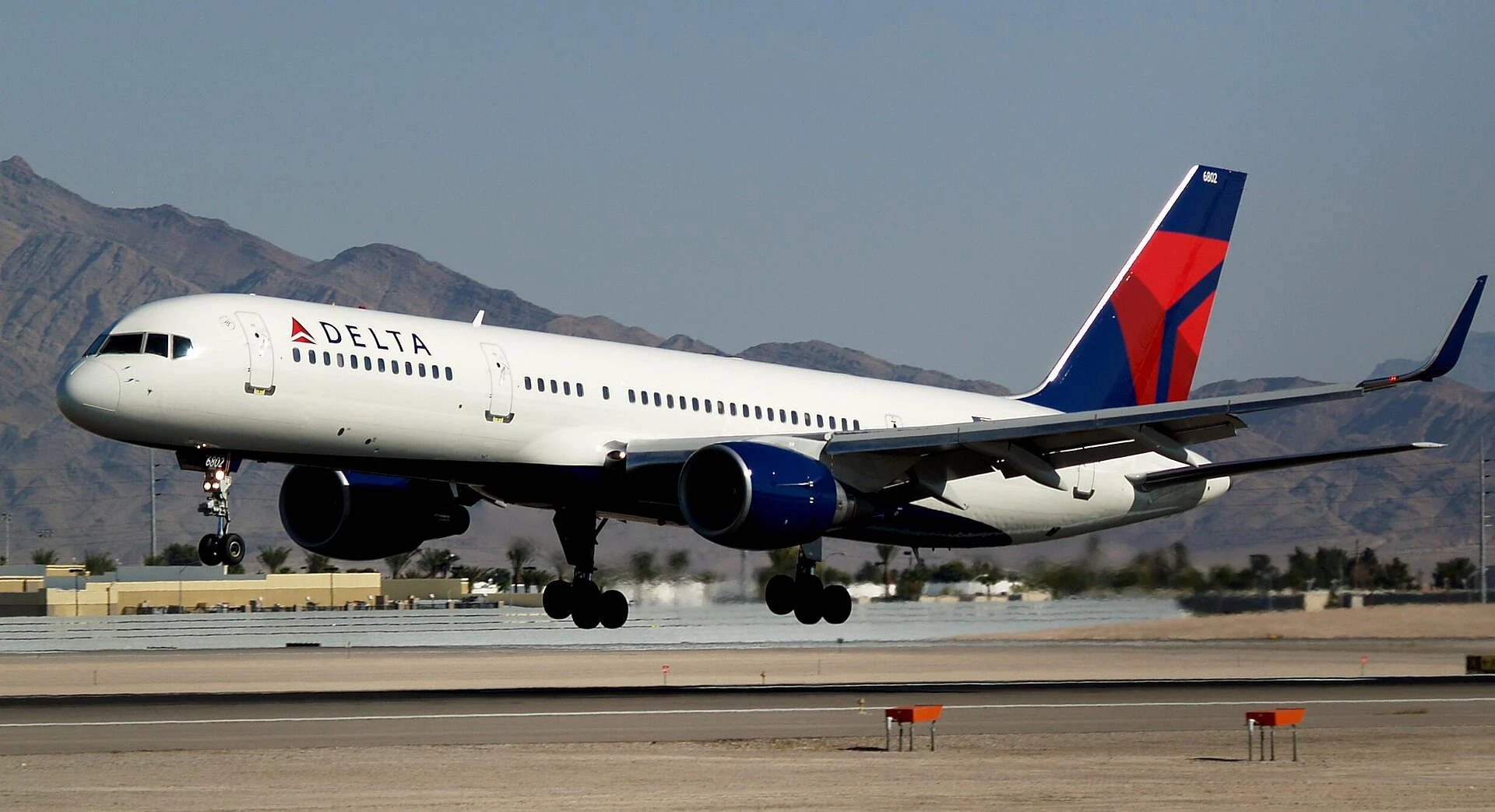 Delta Air Lines — Wikimedia Commons