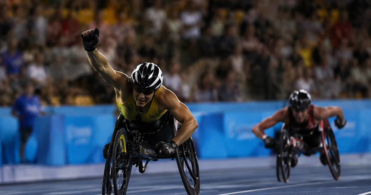 Melanie Woods wins second Commonwealth Games 1500m T54 gold in 40 hours