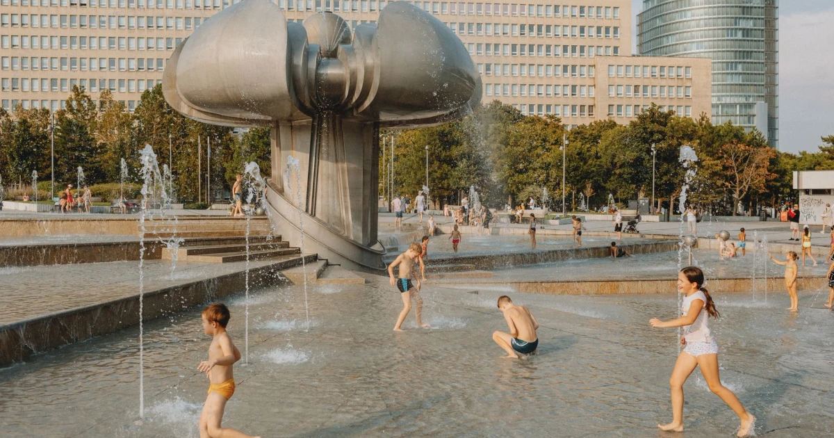 Rising heat waves put Europe's children at growing health risk