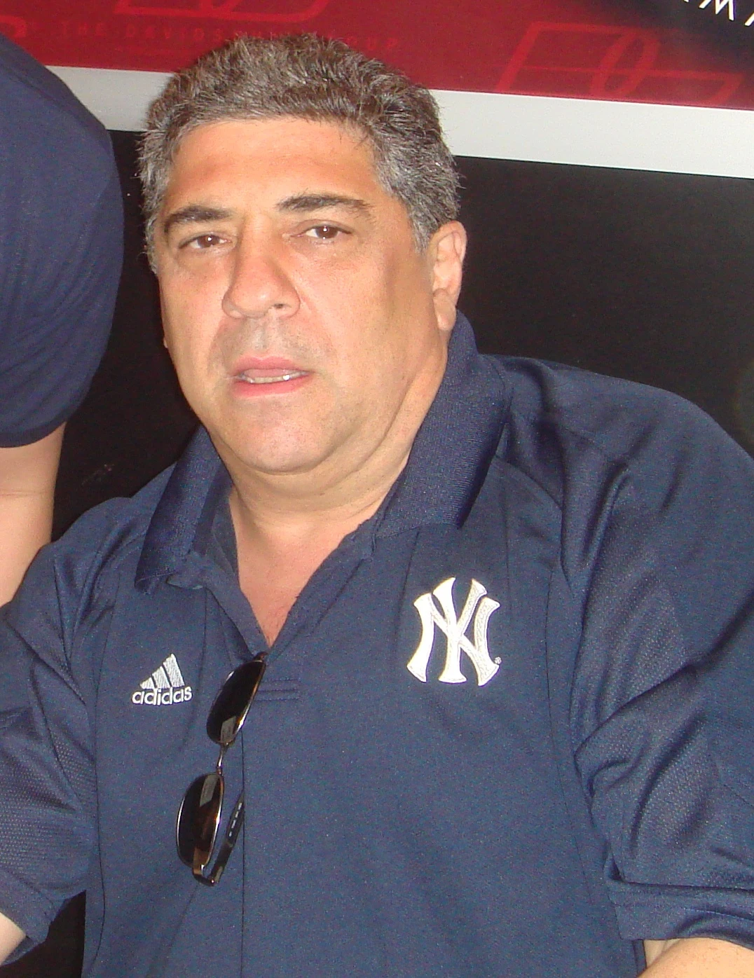 Vincent Pastore — Wikimedia Commons