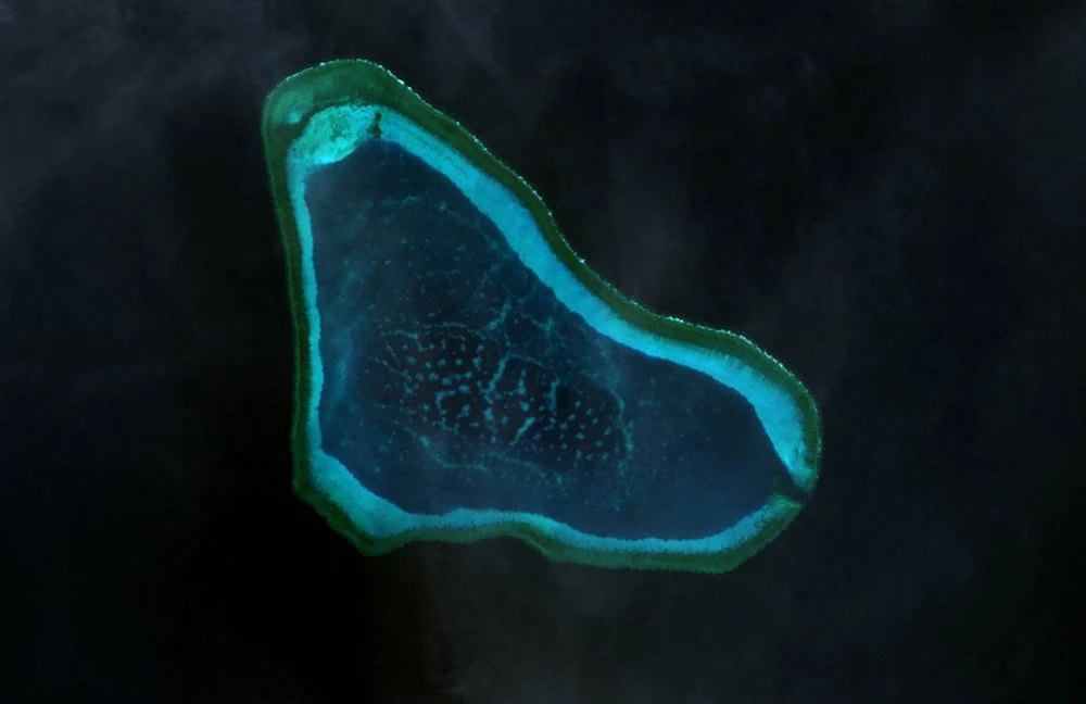 Scarborough Shoal — Wikimedia Commons