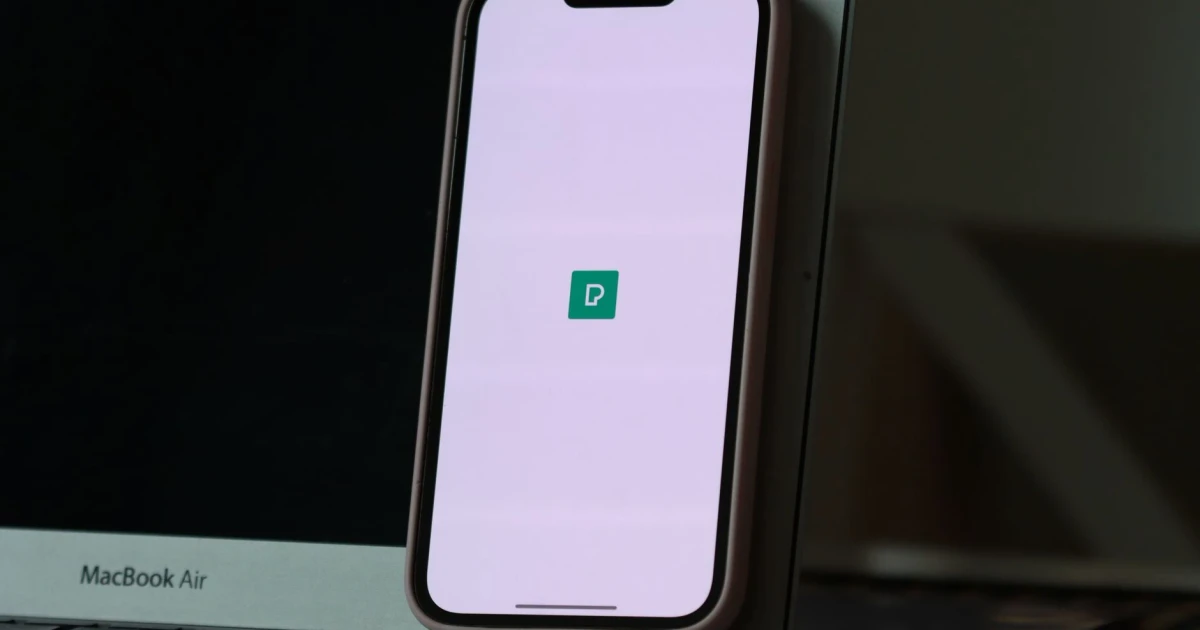 Why your phone seems to listen, the truth about targeted ads