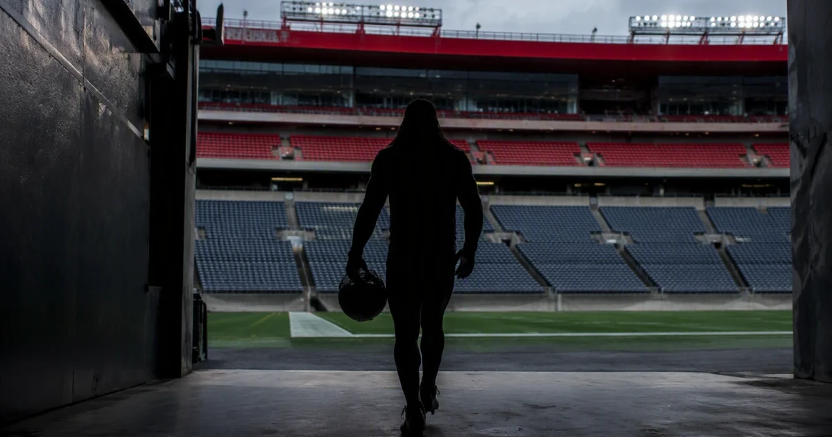 Jadeveon Clowney returns to Texans eight years after draft pick