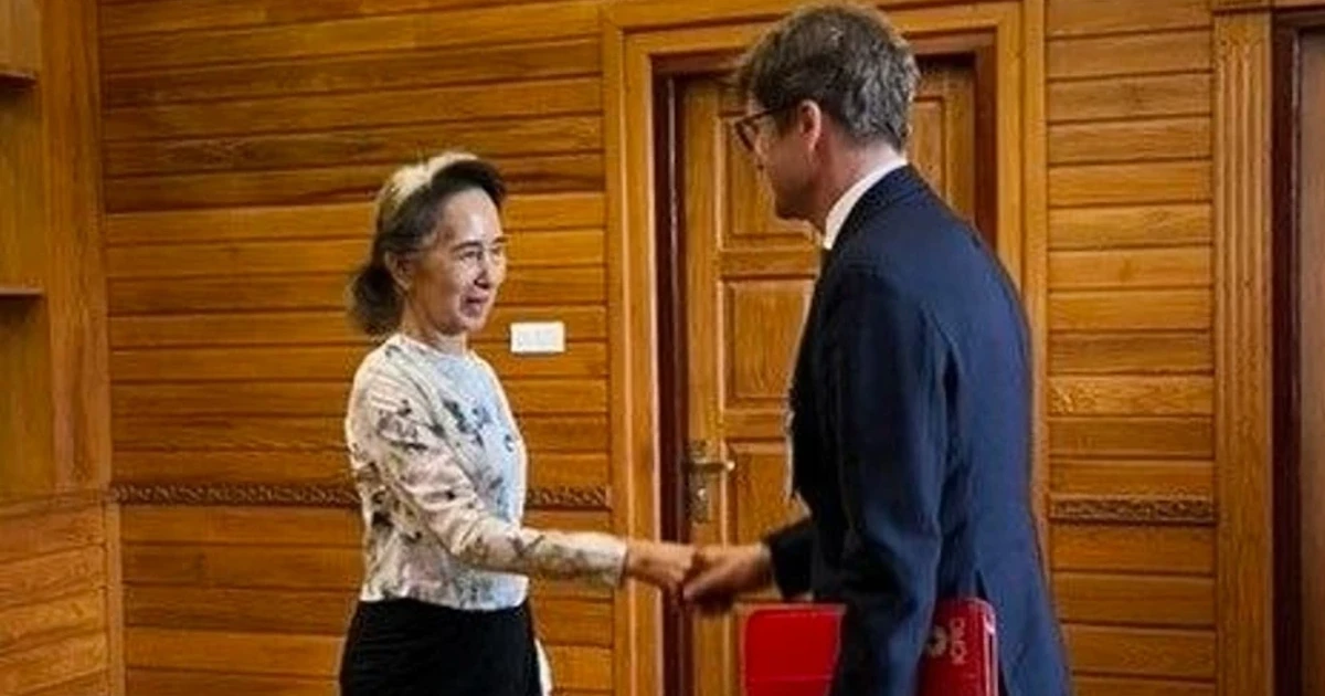 Myanmar says Aung San Suu Kyi meets Red Cross representative