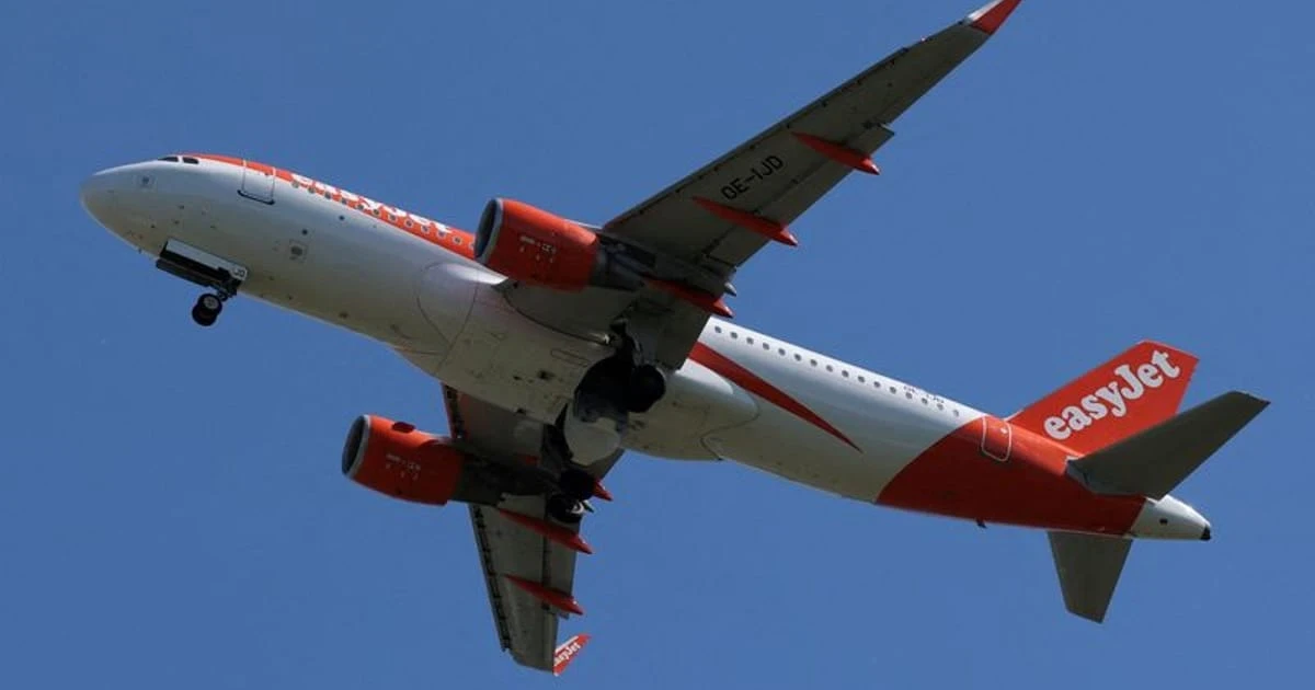 easyJet France cabin crew file strike notice amid summer travel demand