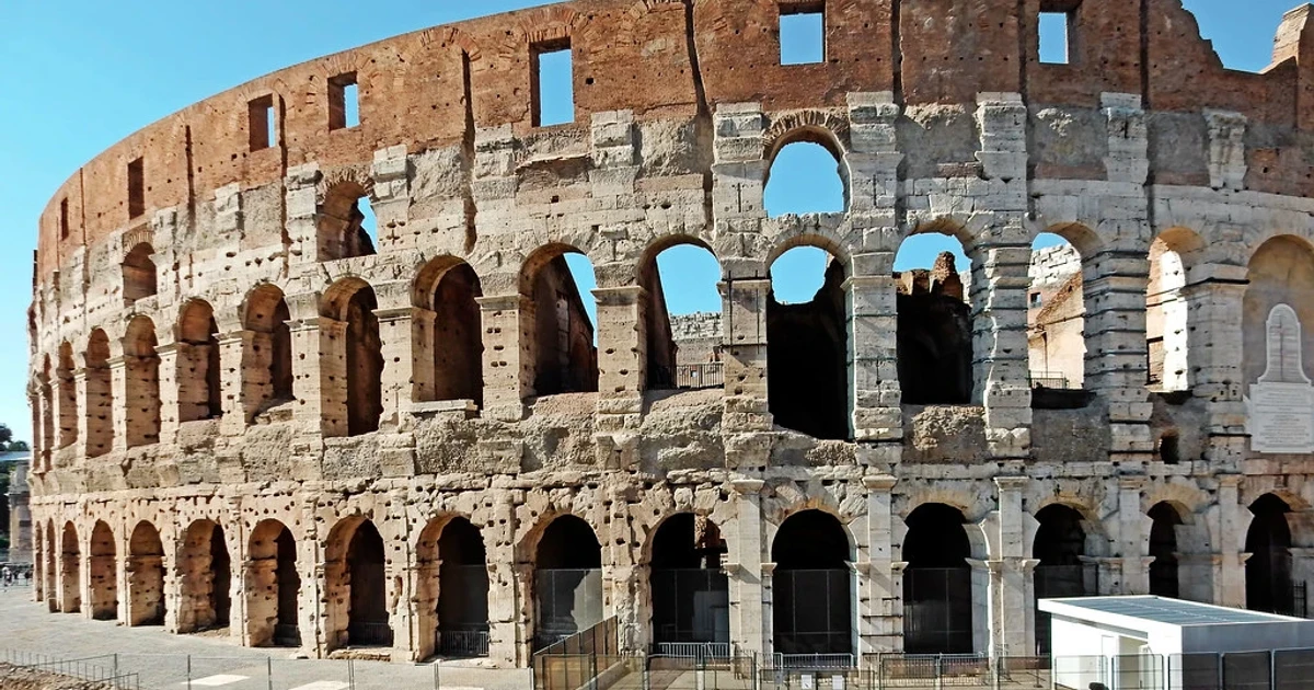 Archaeologists uncover possible Roman firefighters’ barracks near the Colosseum