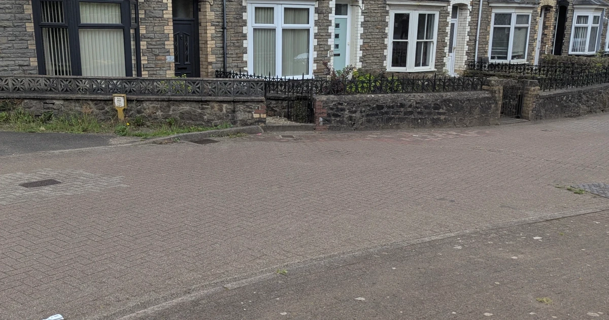 Four arrested after violent disorder in Pontypool, three men hospitalized