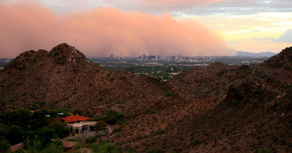 Phoenix hit by two extreme haboob dust storms in one week