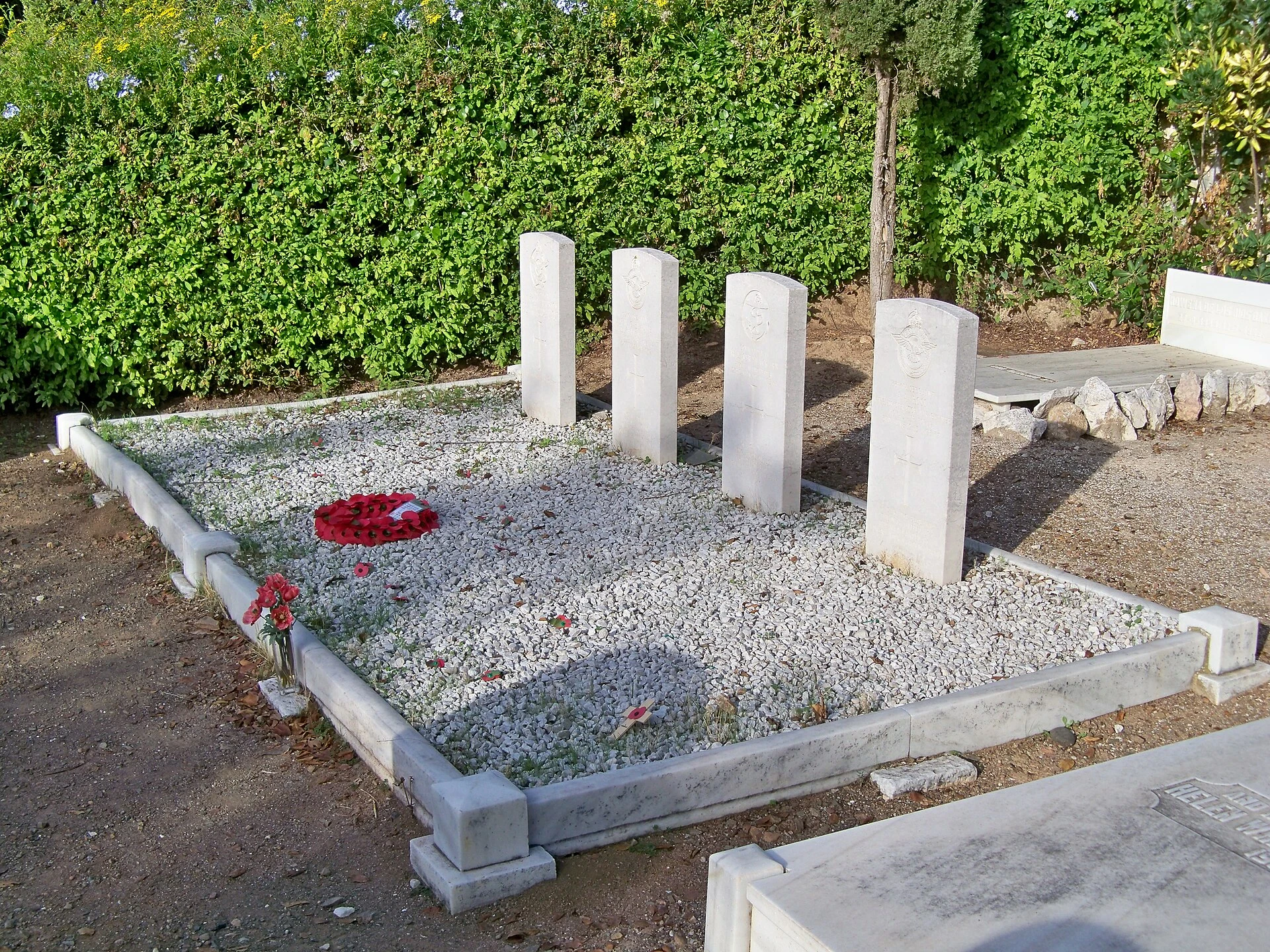 Commonwealth War Graves Commission — Wikimedia Commons
