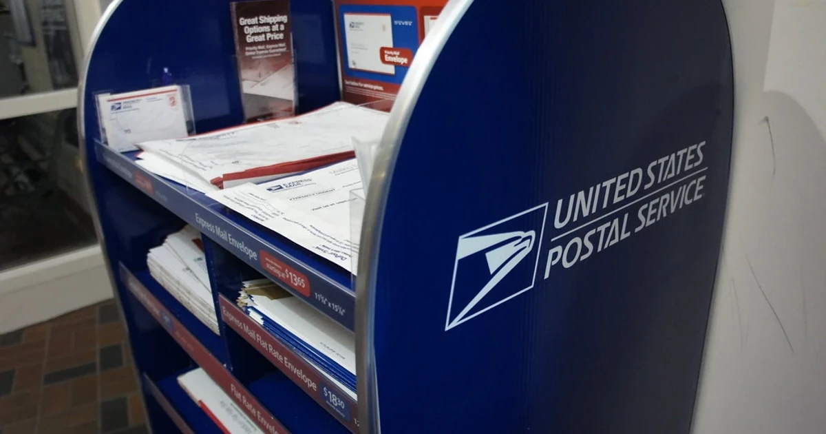 U.S. Postal Service reports $2.5 billion quarterly loss