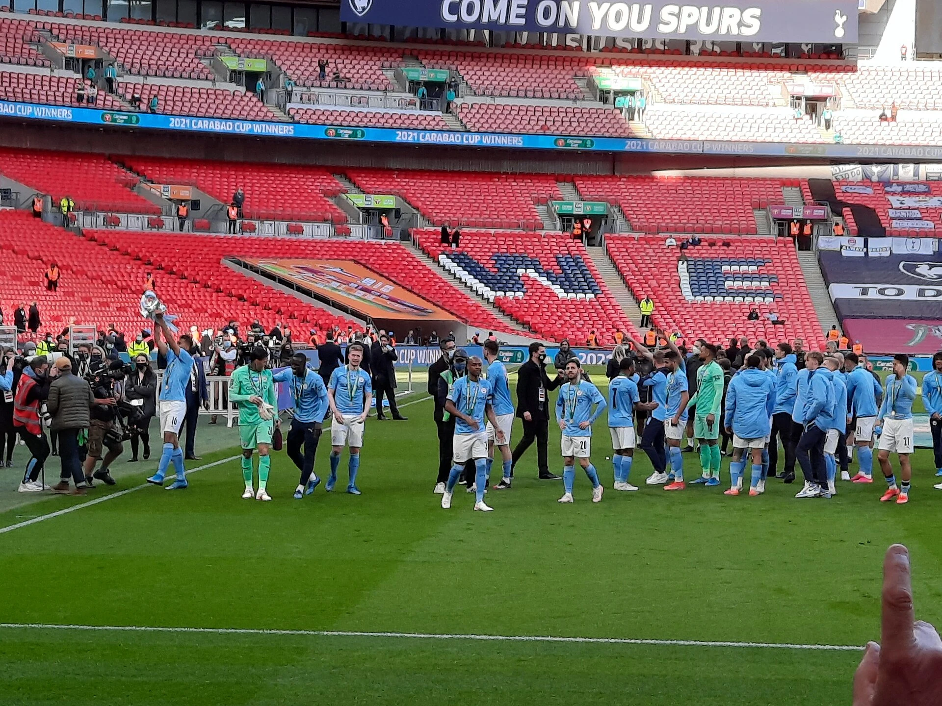 EFL Cup — Wikimedia Commons