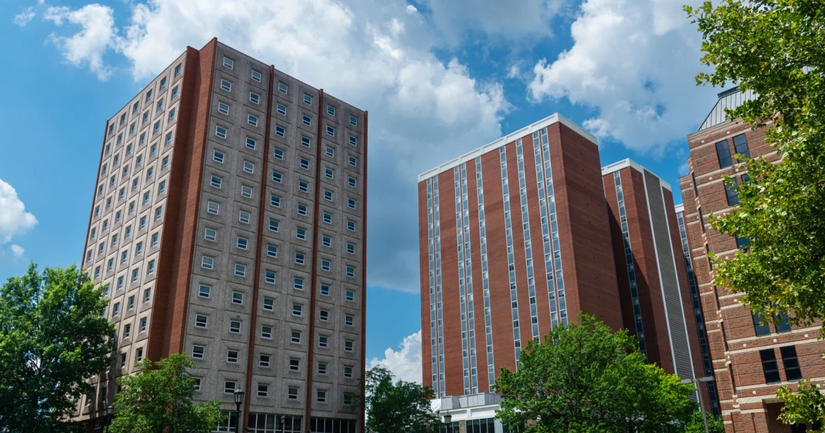 College housing costs surge as families face pricier move-in day