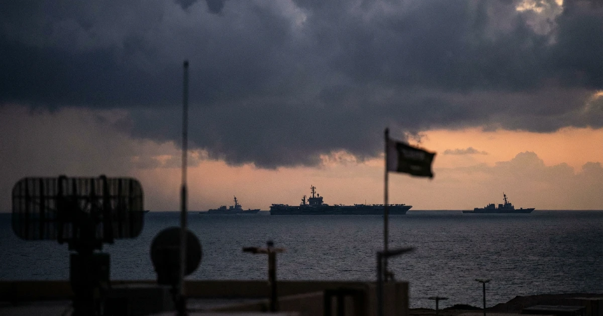 Trump Warns Iran as US Military Presence Grows in Gulf
