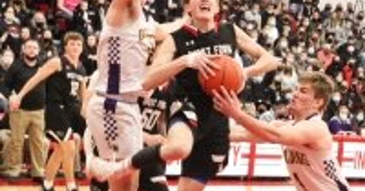 No. 2 Lake Mills defense, rebounding key in sub-state final