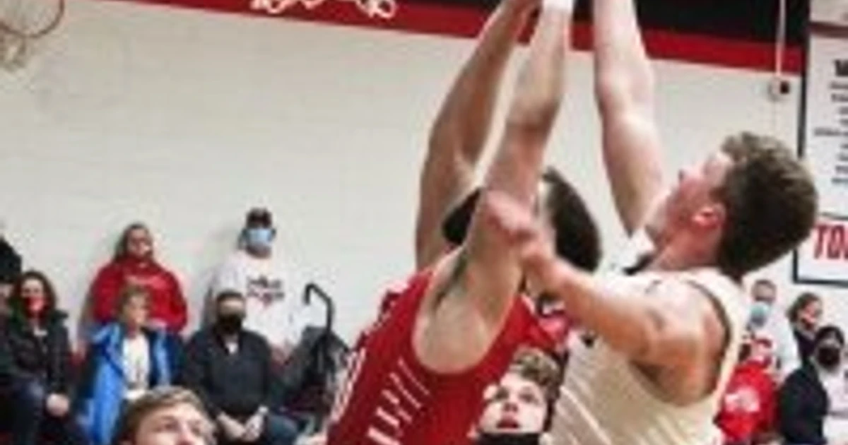 Ames, Coach Schnoes reach milestones