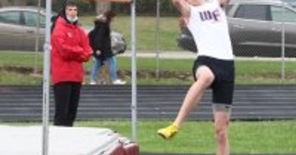 Stonebraker claims high jump title for the Warhawks