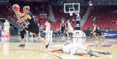 Warhawks pull off thrilling comeback win